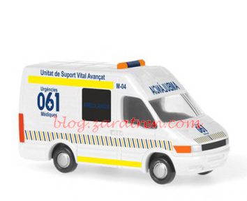 Ambulancia Iveco Daily " 061 ", Escala N, Rietze, Ref: 16973.