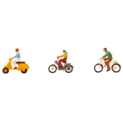 Motoristas y Ciclistas, Tres figuras, Escala H0, Marca Faller, Ref: 151079.