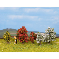Conjunto de cinco arbustos en flor, 30 y 40 mm, Escala H0. Marca Noch, Ref: 25420.