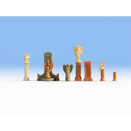 Sepulcros y estatuas, once piezas, Escala H0. Marca Noch, Ref: 14872.