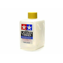 Lacquer Thinner, Disolvente Universal, Bote 250 ml. Marca Tamiya, Ref: 87077.