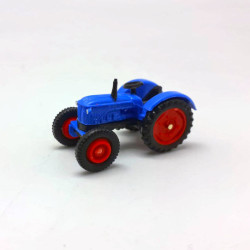 Tractor Hanomag Barreiros Azul. Escala H0. Marca Toyeko. Ref: 2114-A.