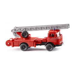Camión de bomberos con escalera giratoria ( MB LP321 ), Escala H0. Marca Wiking, Ref: 086148.