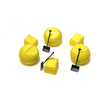 Conjunto de contenedores de sal y palas. Color amarillo, Escala N. Marca N-Train, Ref: 211036.