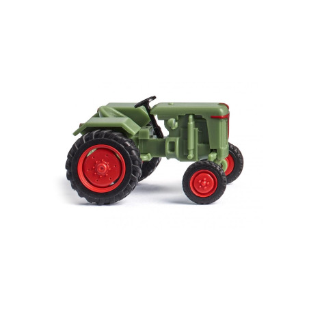 Tractor Normag Faktor I, Verde, Escala H0. Marca Wiking, Ref: 039801.