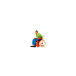 Hombre en silla de ruedas, 1 figura, Escala H0. Marca Preiser, Ref: 28164.