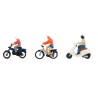 Motoristas con ciclomotores, Tres figuras, Escala H0. Marca Faller, Ref: 151801.