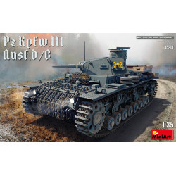 Pz.Kpfw.III Ausf. D/B, Escala 1:35. Marca MiniArt Models, Ref: 35213.