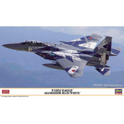 Aeronave F-15DJ Eagle Aggressor blue & white, Escala 1:72. Marca Hasegawa, Ref: 02379.