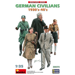 Figuras de Civiles Alemanes, Escala 1:35. Marca Miniart, Ref: 38075.