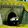 Boca de tunel via unica con muros laterales, Marca Busch, Ref: 7022.