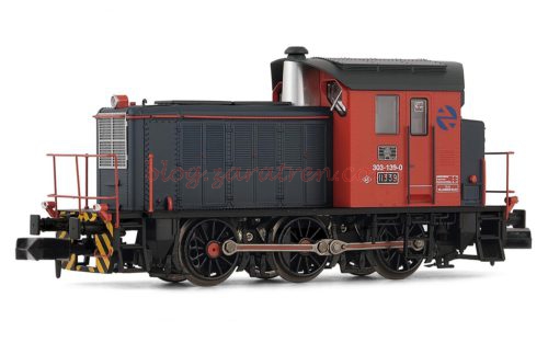 Arnold (N 1:160) Diesel locomotive 303.139, red & grey, epoch V HN2324