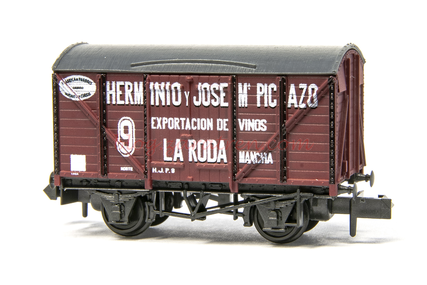 Peco – Vagón cerrado, Herminio y Jose Maria Picazo, M.Z.A, Color Rojo, Ref: NR-P969.