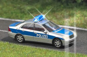 Busch - Mercedes clase C de Policia con Luz Led de Emergencias Azules, Escala H0, Ref: 5615.
