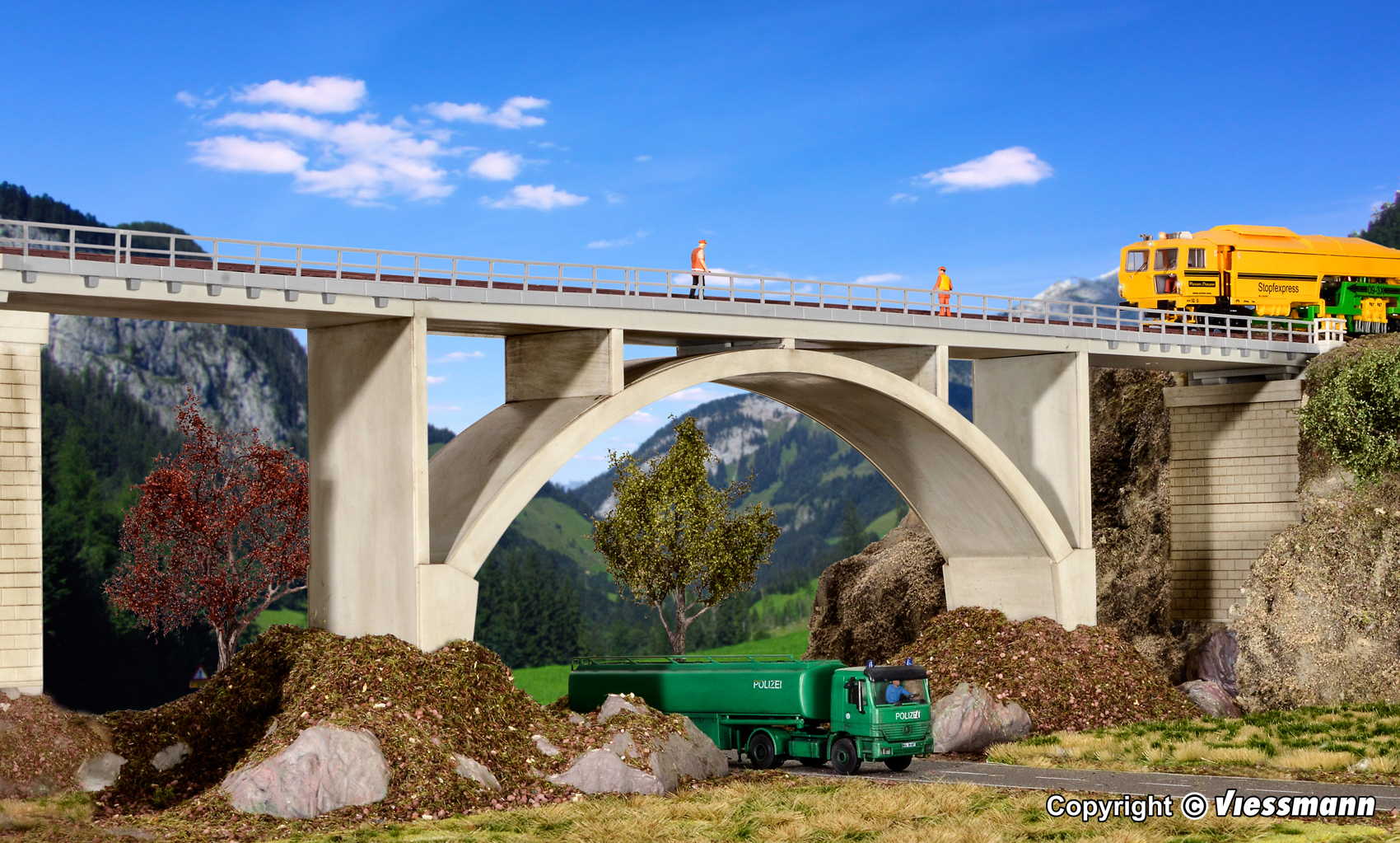 Kibri – Puente de Hormigón de via unica, Kit para montar, Escala H0, Ref: 39740.
