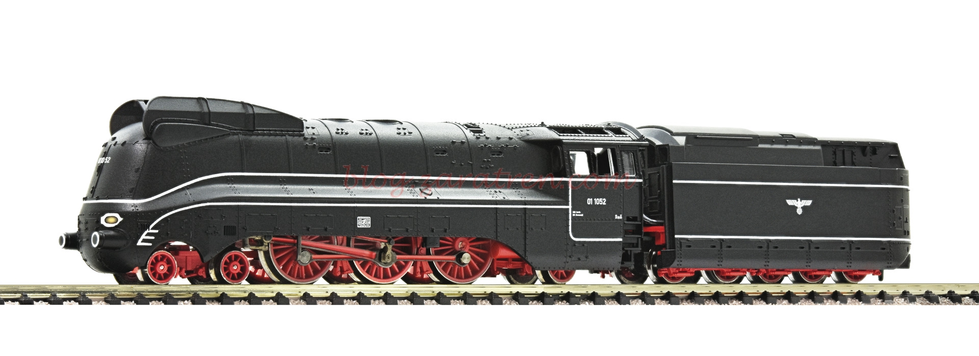 Fleischmann – Locomotora Vapor BR01-10 , DRB, Epoca II, Escala N, Ref: 717405 y 717475.