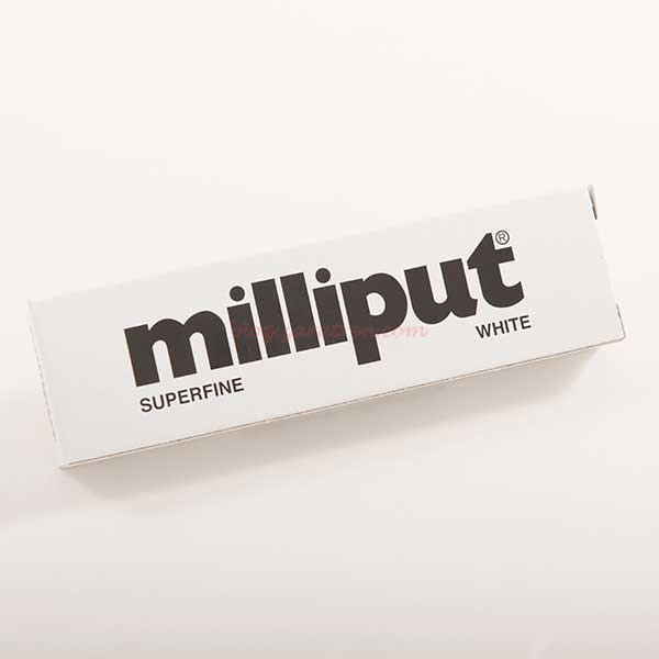 Milliput – Masilla Epoxy Putty Superfine White, Masilla modelar Muy fina, 113 gr. Ref: 277004.