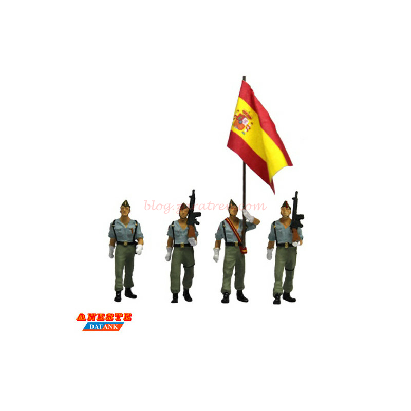Aneste – Legionarios desfilando con bandera, 4 Figuras. Ref: 4531.