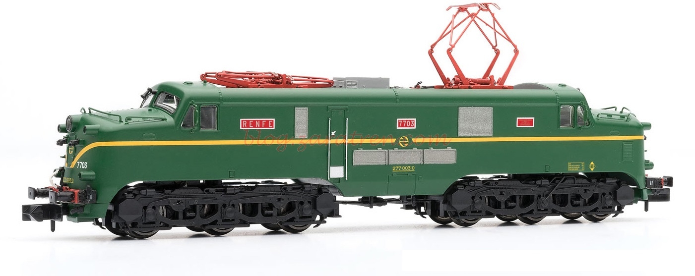 Arnold – Locomotora Electrica Renfe 277.003 ( Verde-Amarillo ) Rejillas Plata, Escala N, Analogica. Ref: HN2516.