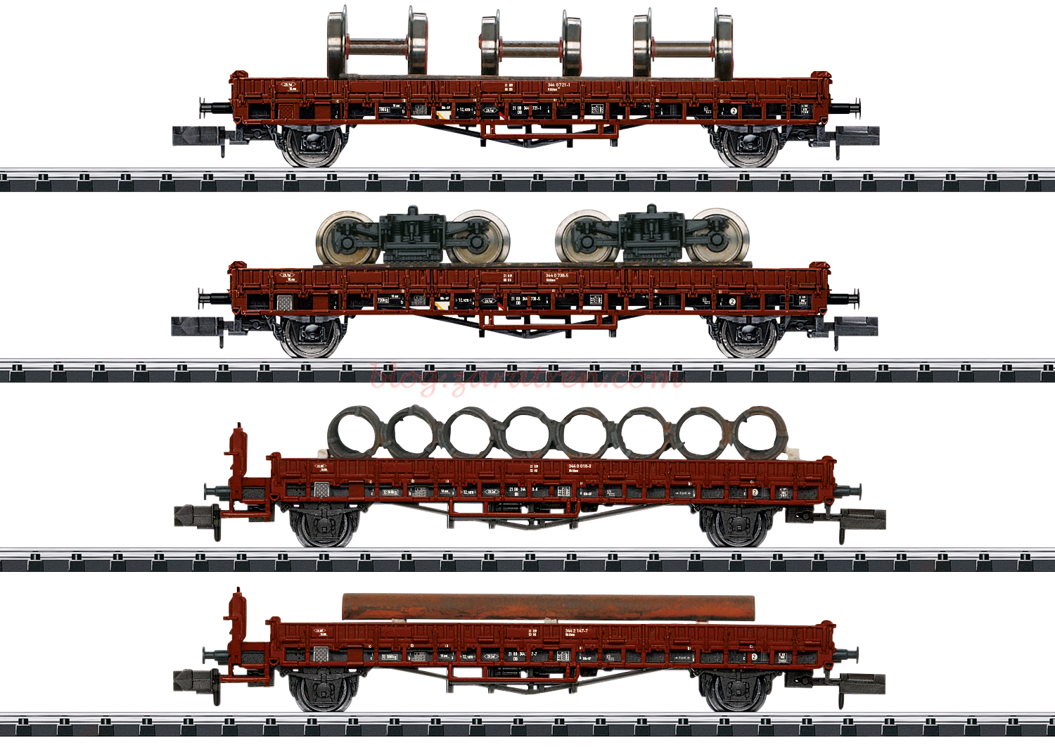 Minitrix – Set de cuatro vagones Plataforma kkkmls con cargas, Epoca IV, EScala N, Ref: 18707.