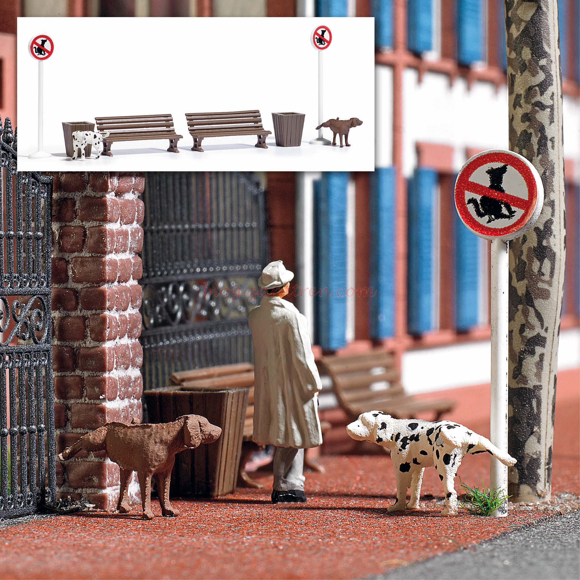 Busch – Perros que orinan en los cubos de basura, Escala H0, Ref: 7895
