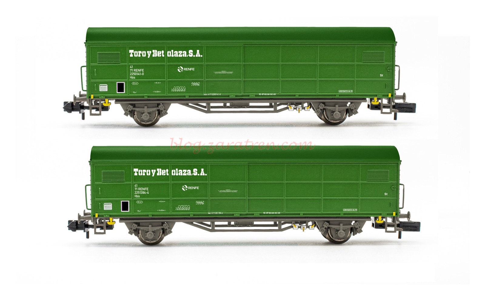 Arnold – Set de dos vagones cerrados JPD, RENFE, Toro y Betolaza S.A, Epoca V, Escala N, Ref: HN6580.
