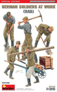 Figuras de Soldados Alemanes en el Trabajo, Escala 1:35. Marca Miniart, Ref: 35408.