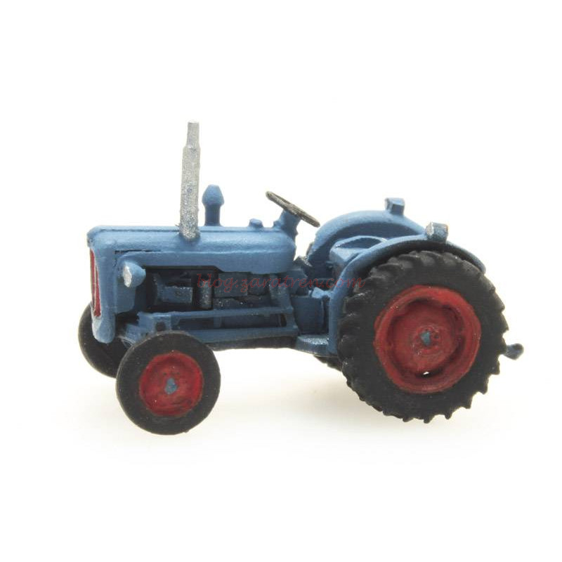 Artitec – Tractor Ford Dexta azul, montado y pintado, excelente calidad, Escala N, Ref: 316.055