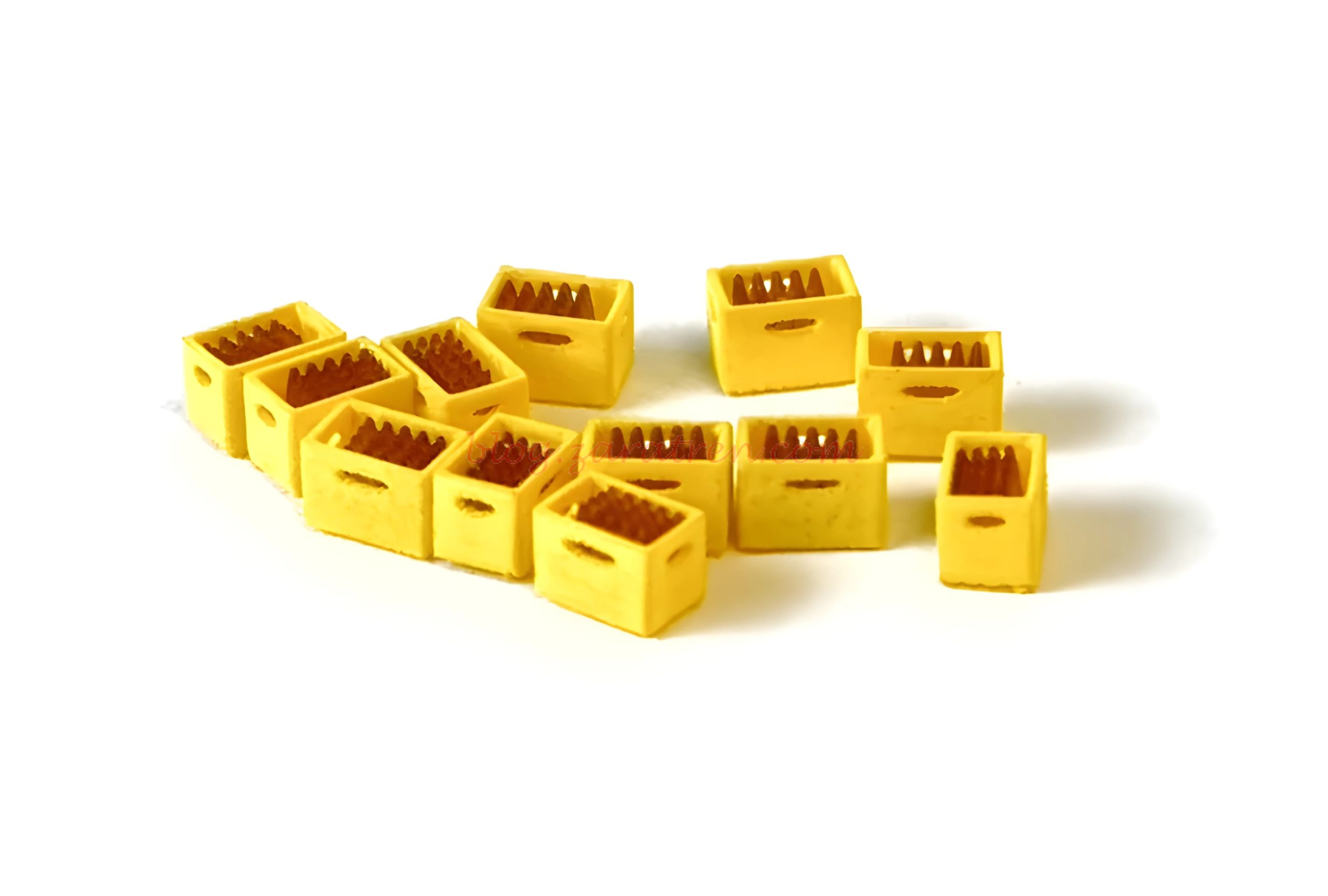 N-Train – Conjunto de doce cajas de cerveza Amarillas, Escala N, Ref: 211087