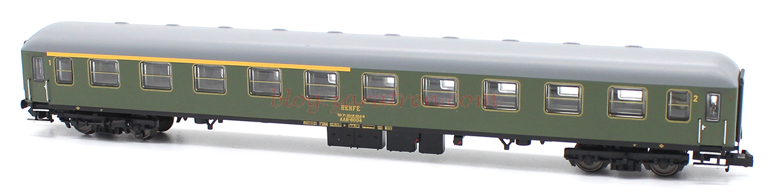 Mftrain – Coche 8.000 original, AAB mixto 1ª/2ª clase RENFE, Verde, Epoca IV, Escala N, Ref: N50844
