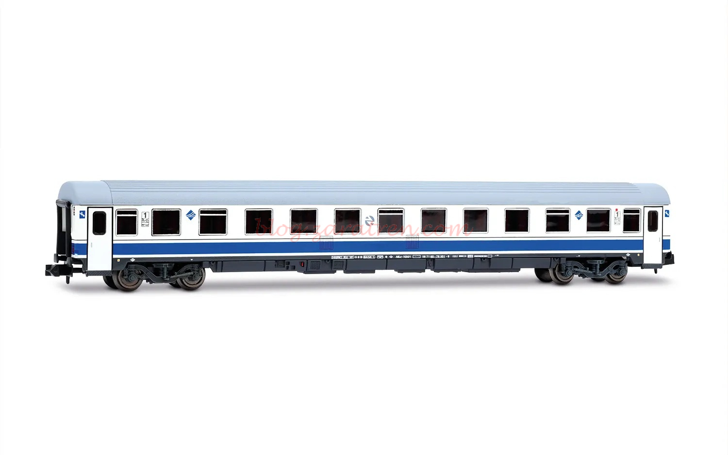 Arnold – Coche A8lv-10500 “Superreclinable”, Dec. “Largo Recorrido”, RENFE, Epoca V, Escala N. Ref: HN4459