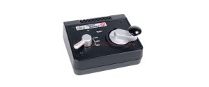 Kato - Regulador analógico para ESCALA N, 2,2 Amp, 13,5 V Ref: 22-018N