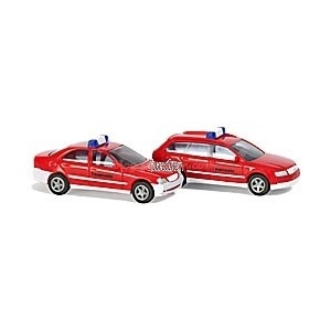 Busch – Bomberos, Audi A4 y Mercedes Clase C. Ref: 8325 y Coches Smart Emergencias y Policia  Ref: 8351, Escala N.